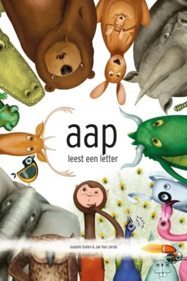 Aap leest een letter