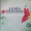 Leni 's Kruidenboek - op avontuur in de wonderlijke wereld der planten | 9789082990027 Leni 's Kruidenboek - op avontuur in de wonderlijke wereld der planten | 9789082990027