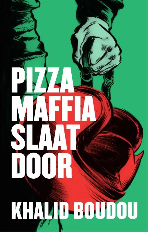 Pizzamaffia slaat door | 9789048858224 Pizzamaffia slaat door