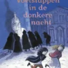 Voetstappen in de donkere nacht | 9789048319183 Voetstappen in de donkere nacht | 9789048319183