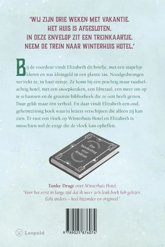 Winterhuis Hotel | 9789025876074 Winterhuis Hotel - Afbeelding 2