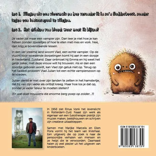 Julian het vriendelijke vampiertje | 9789083138794 Julian het vriendelijke vampiertje - Afbeelding 2