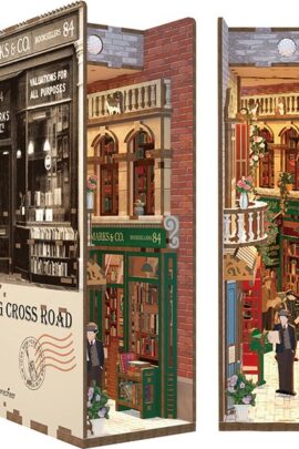 Book nook 84 Charing Cross Road