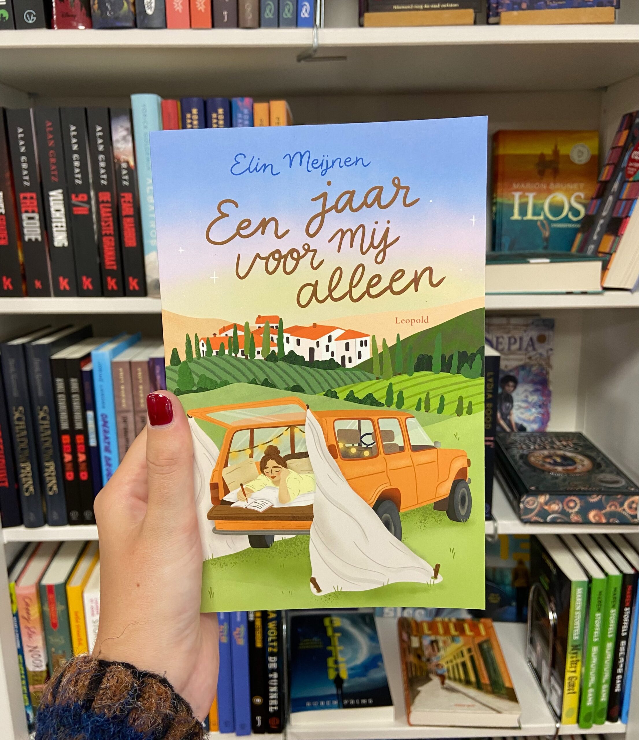 Boekentip: Een jaar voor mij alleen geschreven door Elin Meijnen. |