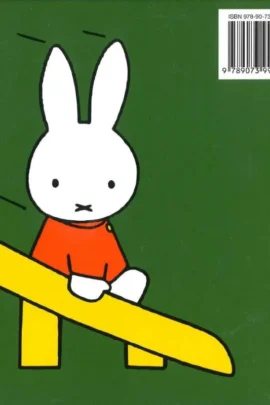 Alternative view of Nijntje in de speeltuin