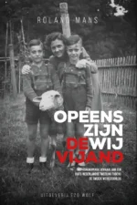 Opeens zijn wij de vijand | 9789083311401 Opeens zijn wij de vijand | 9789083311401