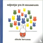 Nijntje yn it museum | 9789056153090