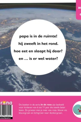 Alternative view of hoe leeft papa in de ruimte?