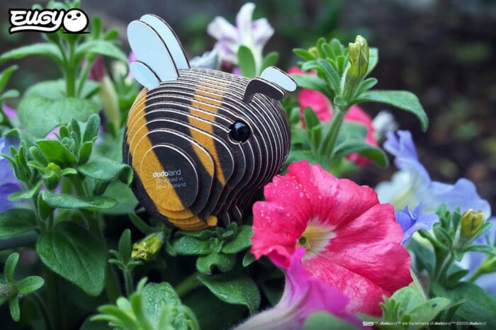 Eugy 3D model Hommel - Afbeelding 3